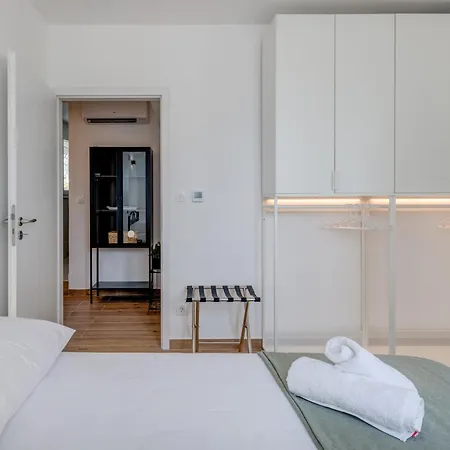 Family Bliss Apartament *